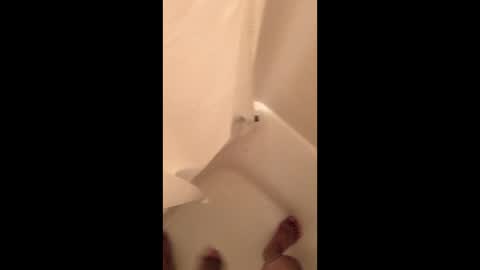 Snapshot of mikasuza69 chatting on 10-01-25, 04:57 mikasuza69 online show from 10-01-25, 04:57