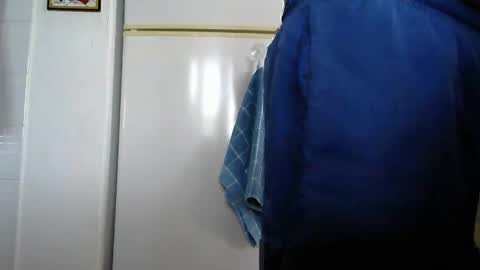 Snapshot of mike26051 chatting on 12-14-24, 04:09 mike26051 online show from 12-14-24, 04:09