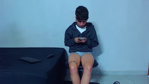 Mike IMDEPENDIENT MODEL online show from 02-03-26, 04:01