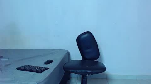 Mike IMDEPENDIENT MODEL online show from 04-24-26, 02:14