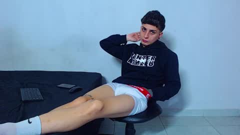 Mike IMDEPENDIENT MODEL online show from 06-08-26, 01:39