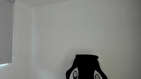 Mike Belle online show from 01-06-26, 02:54