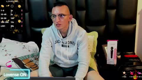 Mike Bennet Make me Cum Please online show from 03-08-26, 10:35