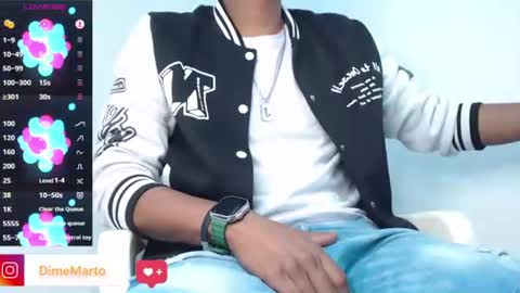 Snapshot of mike_black_22 chatting on 07-18-26, 12:09 Mike online show from 07-18-26, 12:09