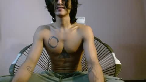 mike_d1030 online show from 06-11-26, 11:03
