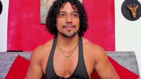 Snapshot of mike_estevess chatting on 12-04-24, 04:21 online show from 12-04-24, 04:21