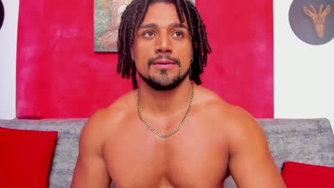 Snapshot of mike_estevess chatting on 12-13-24, 09:24 online show from 12-13-24, 09:24