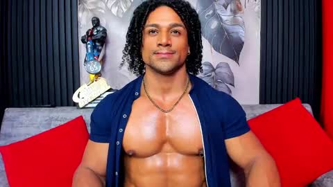 Snapshot of mike_estevess chatting on 09-15-25, 06:30 online show from 09-15-25, 06:30