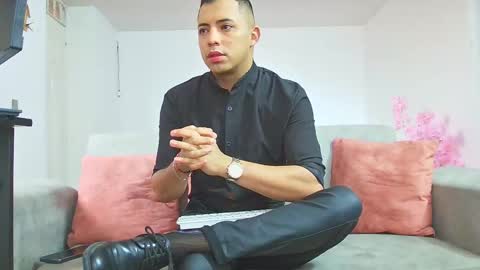 Im Mike online show from 02-17-26, 12:23