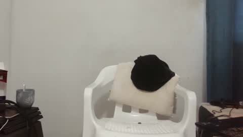 mike_leonrey22 online show from 12-15-25, 06:23