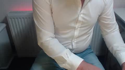 Snapshot of mike_master30 chatting on 05-18-26, 10:21 MikeMaster online show from 05-18-26, 10:21