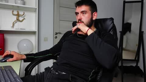 MIKE PLATANO online show from 09-24-25, 09:07