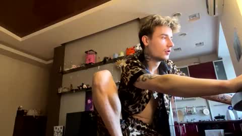 Mike online show from 03-10-26, 06:29