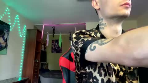 Mike online show from 07-25-26, 05:05