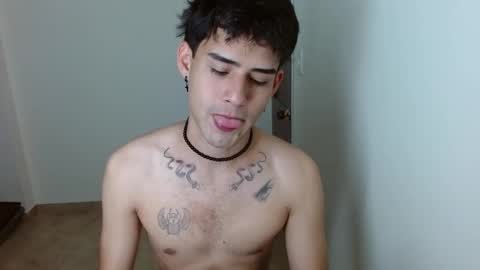 mike_smith03 online show from 04-10-26, 03:39