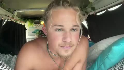 Snapshot of mike_sunn chatting on 10-10-25, 02:32 Mike online show from 10-10-25, 02:32