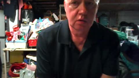 Snapshot of mikeb3200 chatting on 06-15-26, 02:58 mikeb3200 online show from 06-15-26, 02:58