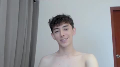 Mikebelf4 online show from 10-31-25, 03:40