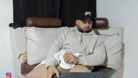 mikeblaree online show from 11-05-25, 04:07