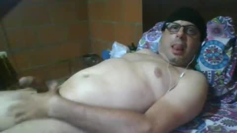 Snapshot of mikedonovan33 chatting on 05-22-26, 06:20 mikedonovan33 online show from 05-22-26, 06:20