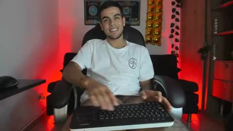 Snapshot of mikee_scooth chatting on 01-05-25, 02:27 mikee_scooth online show from 01-05-25, 02:27