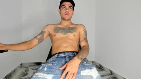 mikee_scooth online show from 03-22-26, 07:28