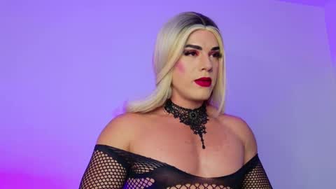 Snapshot of mikegaitan1 chatting on 09-26-25, 06:01 mikegaitan1 online show from 09-26-25, 06:01