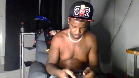 mike jones online show from 12-22-25, 01:57