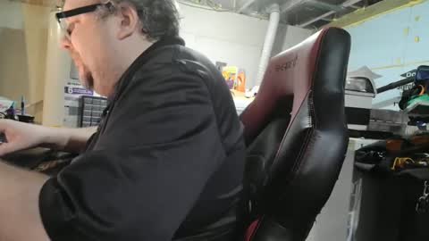 Snapshot of mikejws chatting on 10-16-25, 07:59 mikejws online show from 10-16-25, 07:59