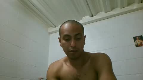 Snapshot of mikelgold1 chatting on 12-03-24, 01:41 mikelgold1 online show from 12-03-24, 01:41