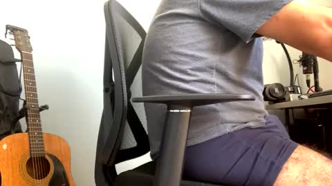 miker1239 online show from 12-01-25, 01:38