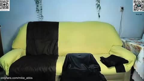 Mike    online show from 08-08-26, 10:56