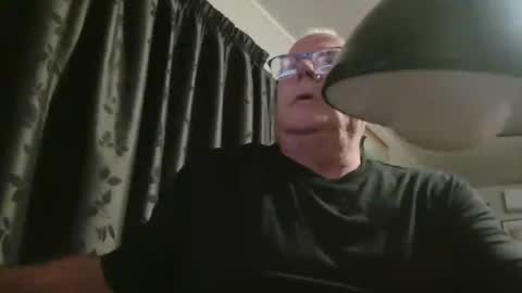 Snapshot of miketrike137 chatting on 03-04-26, 12:11 miketrike137 online show from 03-04-26, 12:11