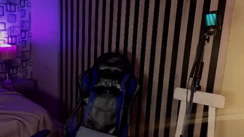 Mike online show from 06-28-26, 04:57