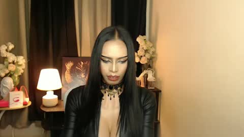 Mistress MikeyAlawi online show from 01-17-25, 07:08