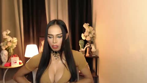 Mistress MikeyAlawi online show from 02-04-25, 12:33