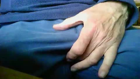 mikeybed online show from 02-11-26, 09:36