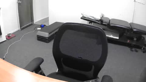 mikeyd87496034 online show from 08-01-26, 10:19