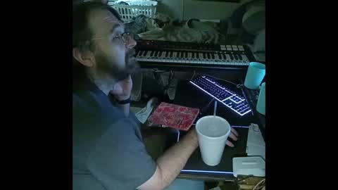 Snapshot of mikeylikesit38 chatting on 12-04-24, 04:21 Mikey online show from 12-04-24, 04:21