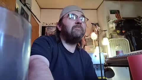 Snapshot of mikeylikesit38 chatting on 01-03-25, 07:18 Mikey online show from 01-03-25, 07:18