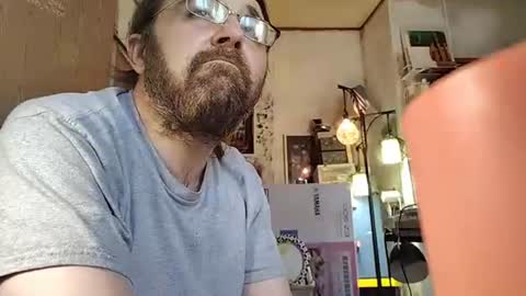 Snapshot of mikeylikesit38 chatting on 01-09-25, 04:06 Mikey online show from 01-09-25, 04:06