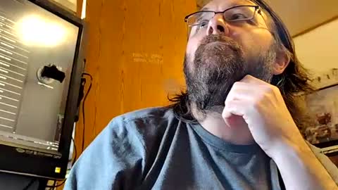 Snapshot of mikeylikesit38 chatting on 02-13-25, 09:41 Mikey online show from 02-13-25, 09:41