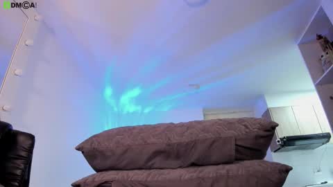 Snapshot of mikeyvioleta chatting on 02-25-26, 10:14 VIOLETAMIKE online show from 02-25-26, 10:14