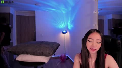 Snapshot of mikeyvioleta chatting on 03-01-26, 09:00 VIOLETAMIKE online show from 03-01-26, 09:00