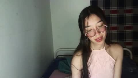 Mikhaela online show from 11-13-25, 06:01