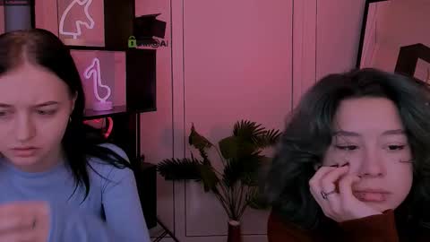 miki_ti online show from 11-06-25, 12:06