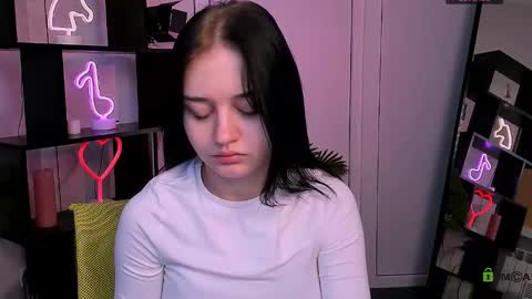 miki_ti online show from 11-09-25, 05:50