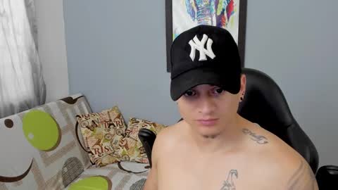 MIKKE online show from 02-12-25, 02:43