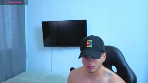 MIKKE online show from 01-13-26, 02:44