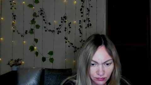 Adalina online show from 12-23-25, 07:17